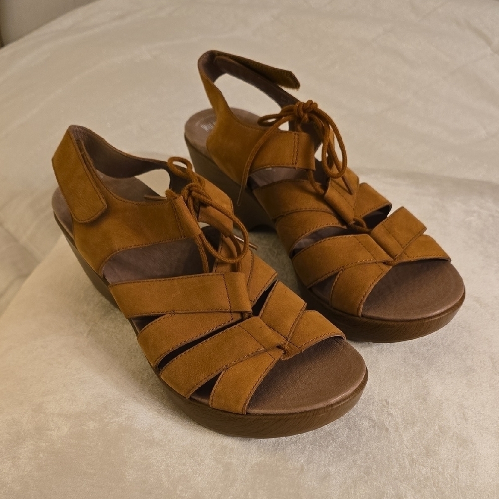 Dansko Tan Sandals Strappy Comfort Design